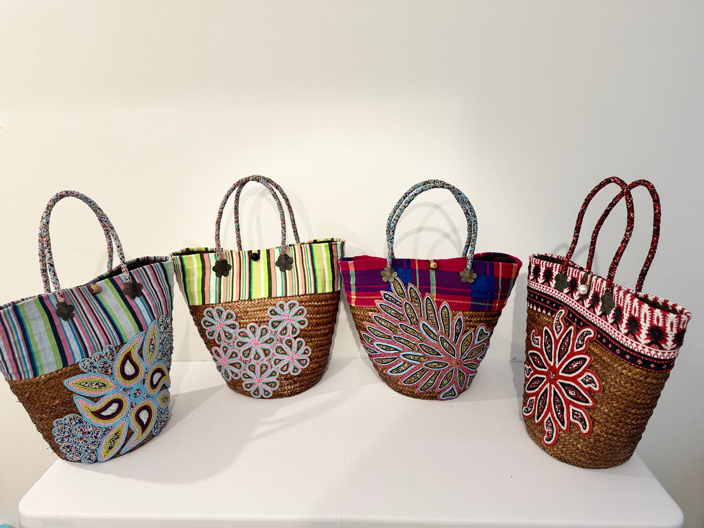 BEACH BAGS